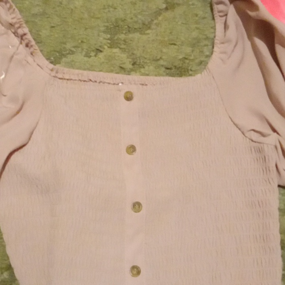 No boundaries size large rose gold crop botton womens shirt